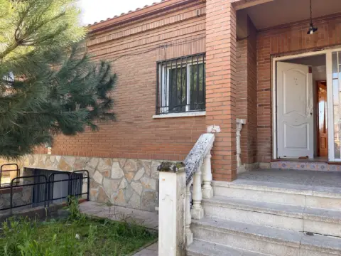 Chalet en calle de Gregorio Marañón, 208